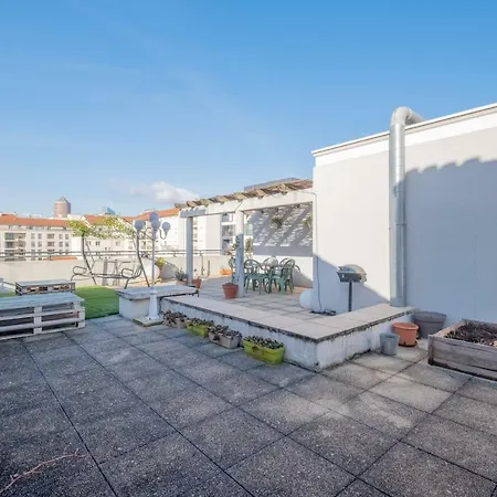Modern & Large Flat With An Amazing Terrace Lyon